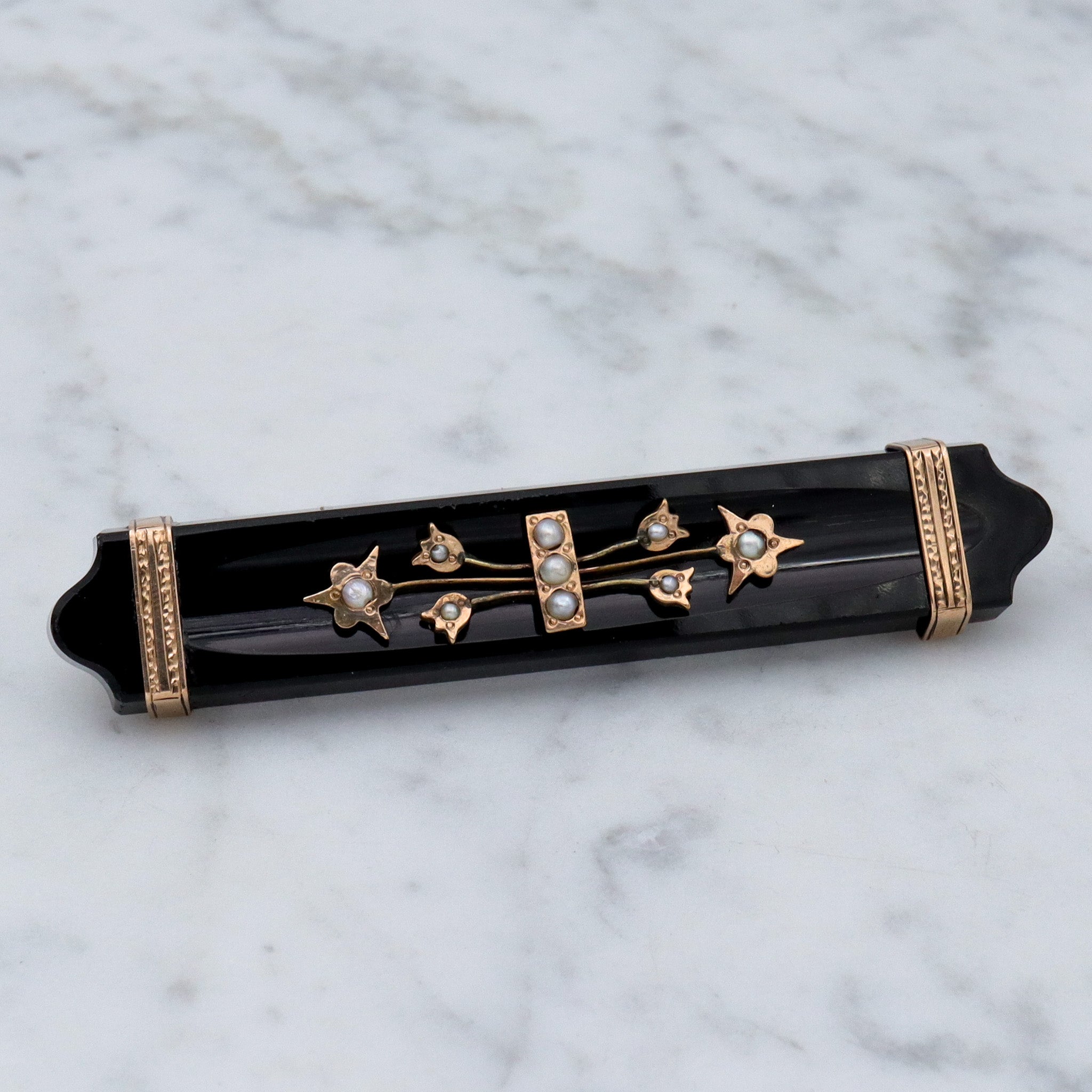 Antique Victorian carved jet & pearl 10k gold mourning bar brooch